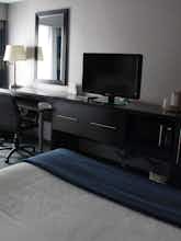 Hotel Holiday Inn Express Janesville photo 2