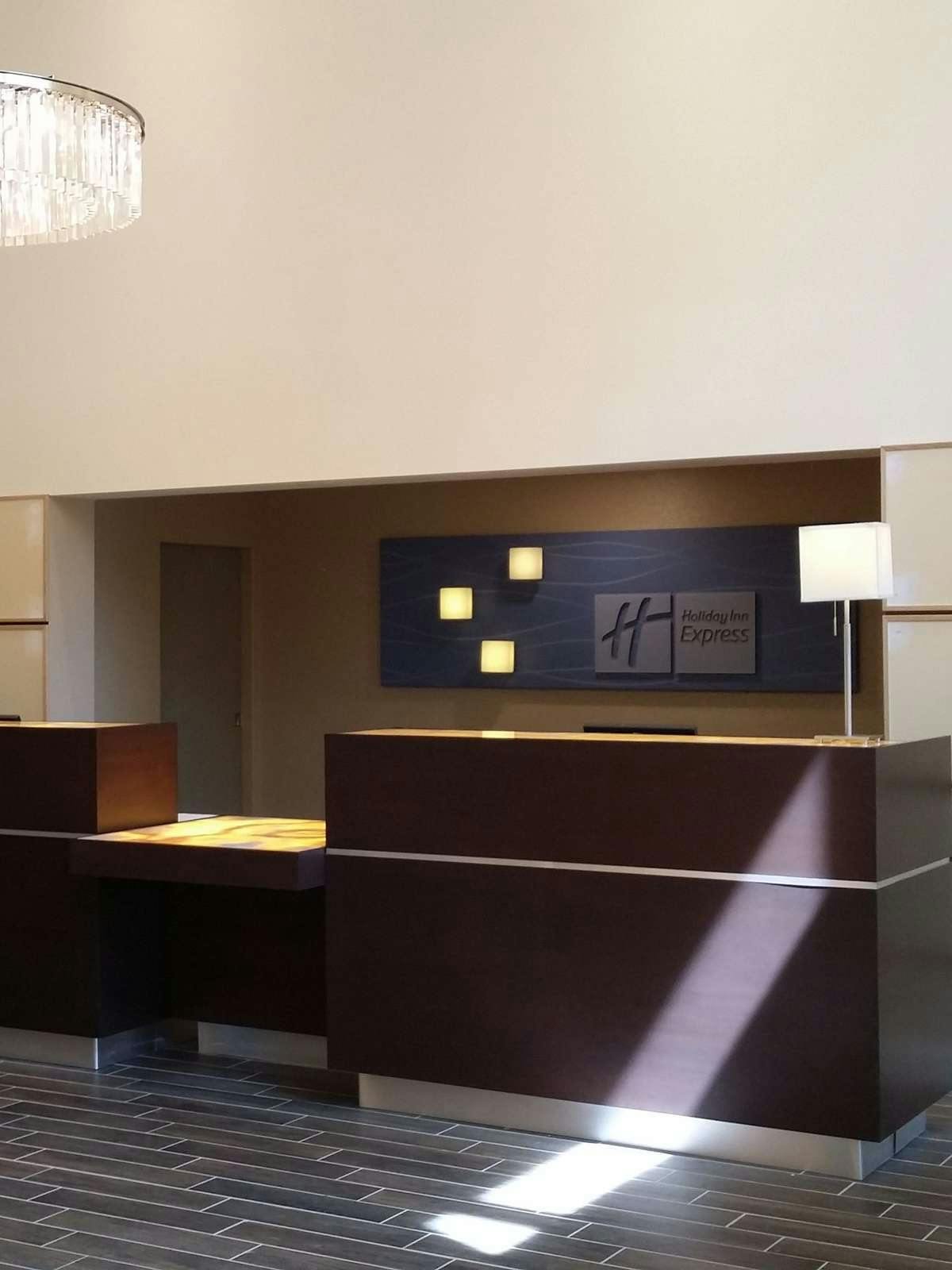 Hotel Holiday Inn Express Janesville photo 5