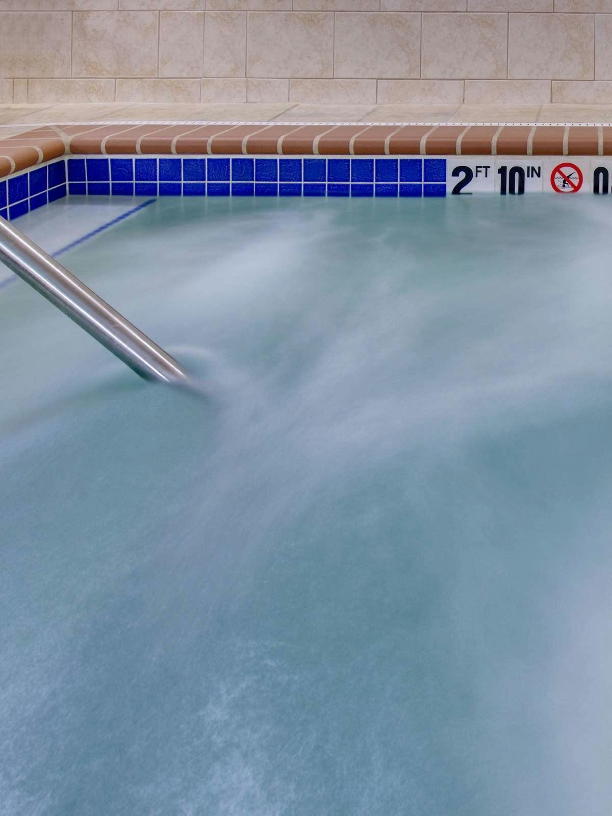 Hotel Holiday Inn Express Jamestown photo 2