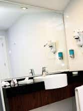 Hotel Holiday Inn Express Istanbul - Altunizade photo 2