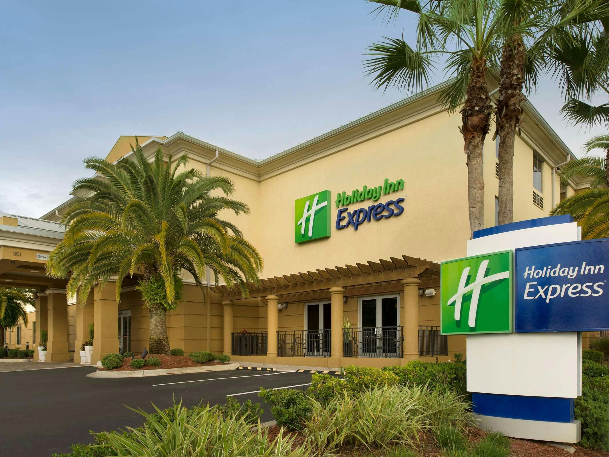 Holiday Inn Express Jacksonville Beach
