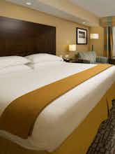 Hotel Holiday Inn Express Jacksonville Beach photo 1