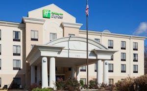 Holiday Inn Express Knoxville-Strawberry Plains, an IHG Hotel