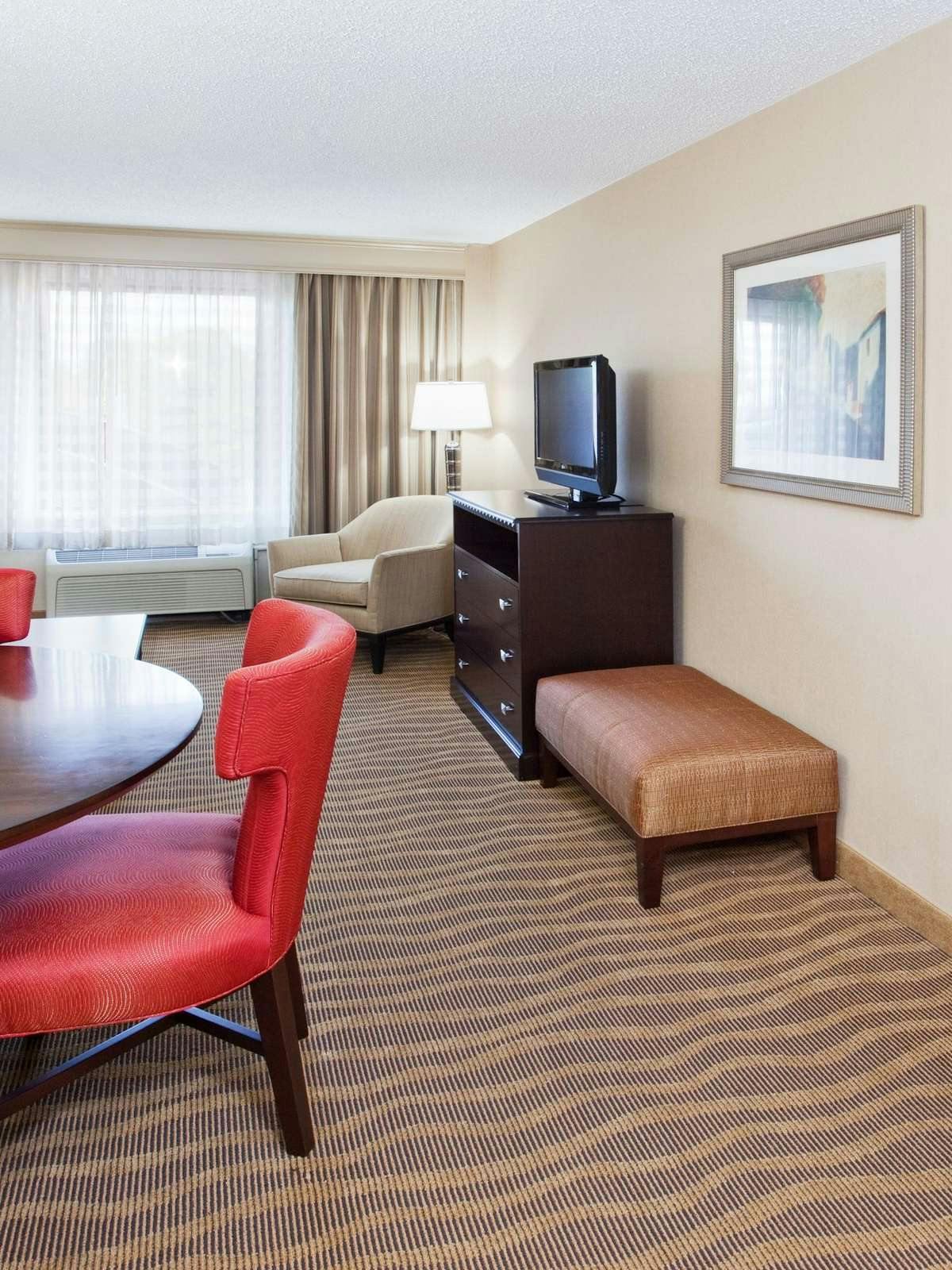 Hotel Holiday Inn Express Kennesaw photo 2