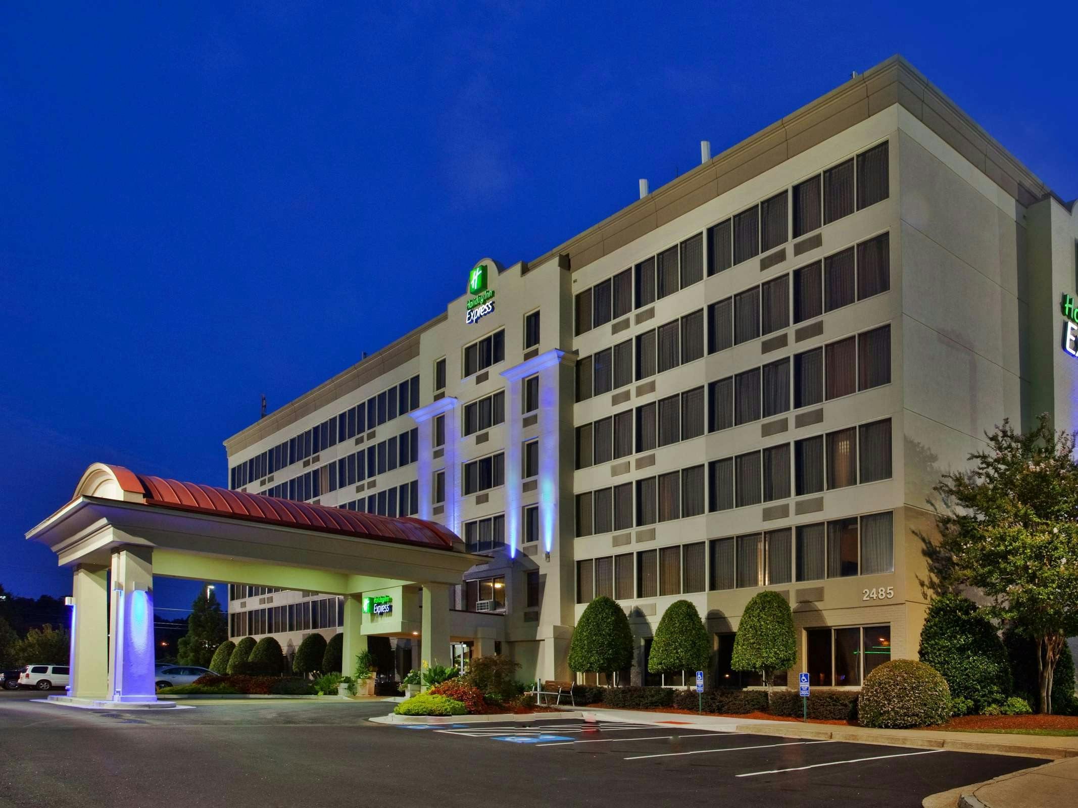 Holiday Inn Express Kennesaw