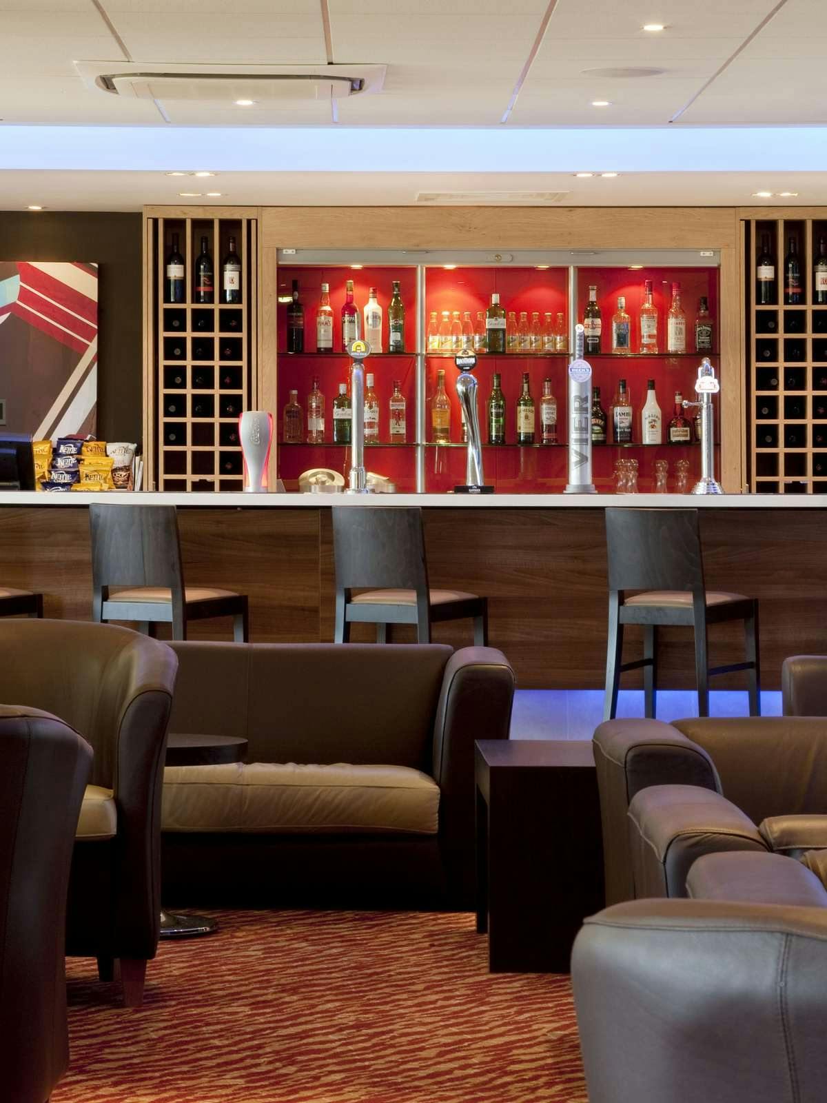 Hotel Holiday Inn Express Kettering photo 3