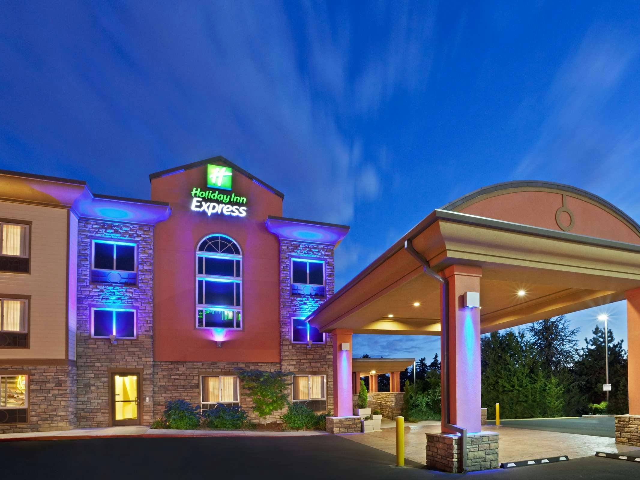 Holiday Inn Express Lake Oswego