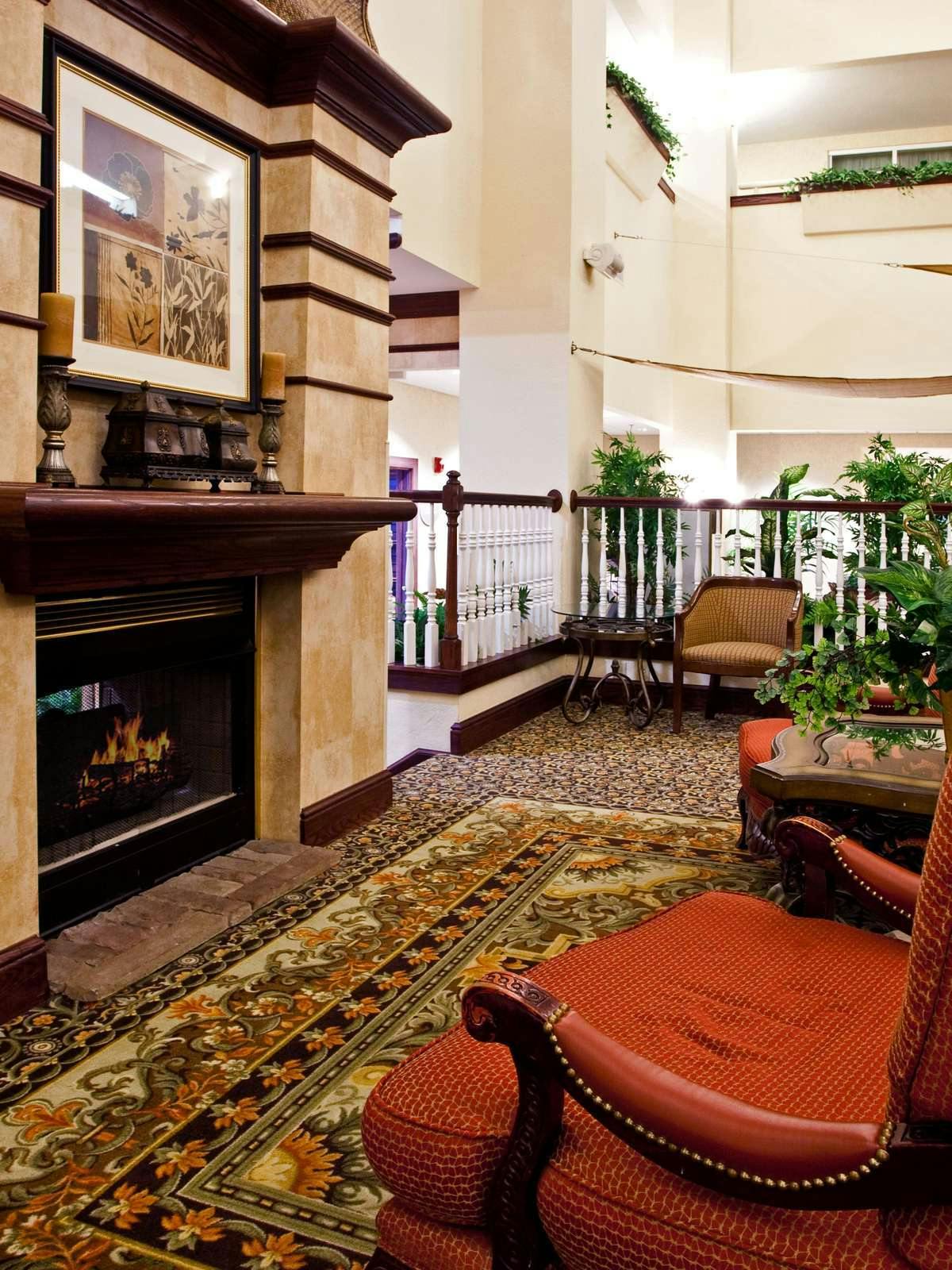 Hotel Holiday Inn Hotel & Suites Lake City photo 3