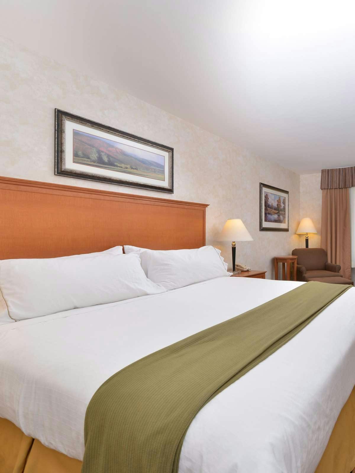 Hotel Holiday Inn Express Rawlins photo 1