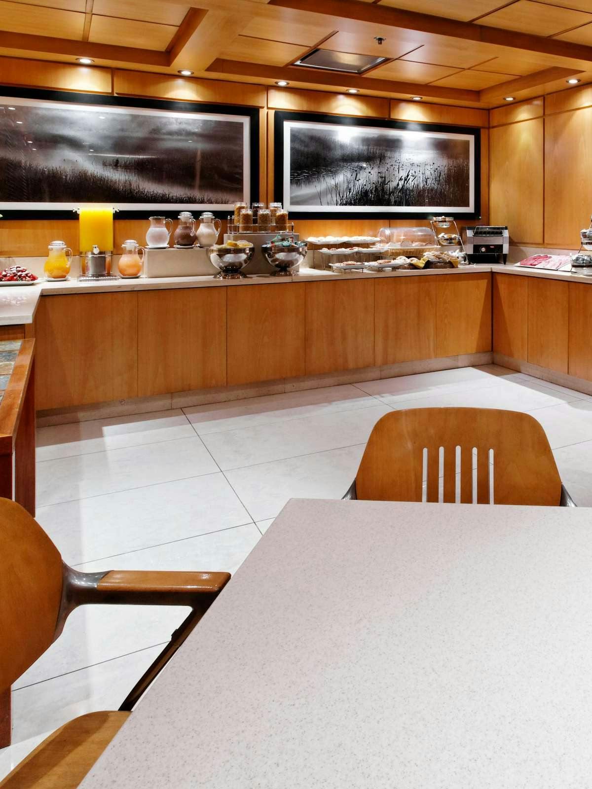 Hotel Holiday Inn Express Puerto Madero photo 4