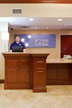 Hotel Holiday Inn Express Raleigh Durham Airport photo 4