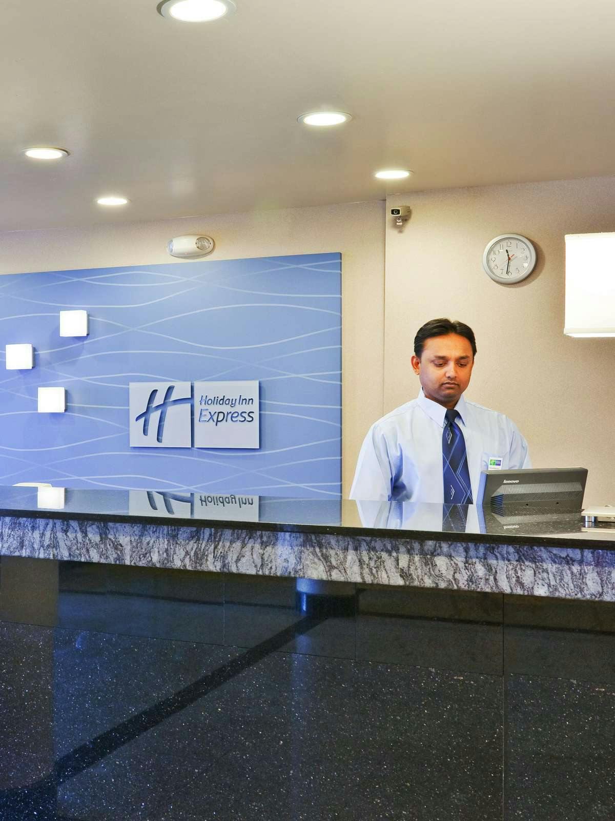 Hotel Holiday Inn Express Santa Rosa photo 3