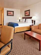 Hotel Holiday Inn Express Santa Rosa photo 1