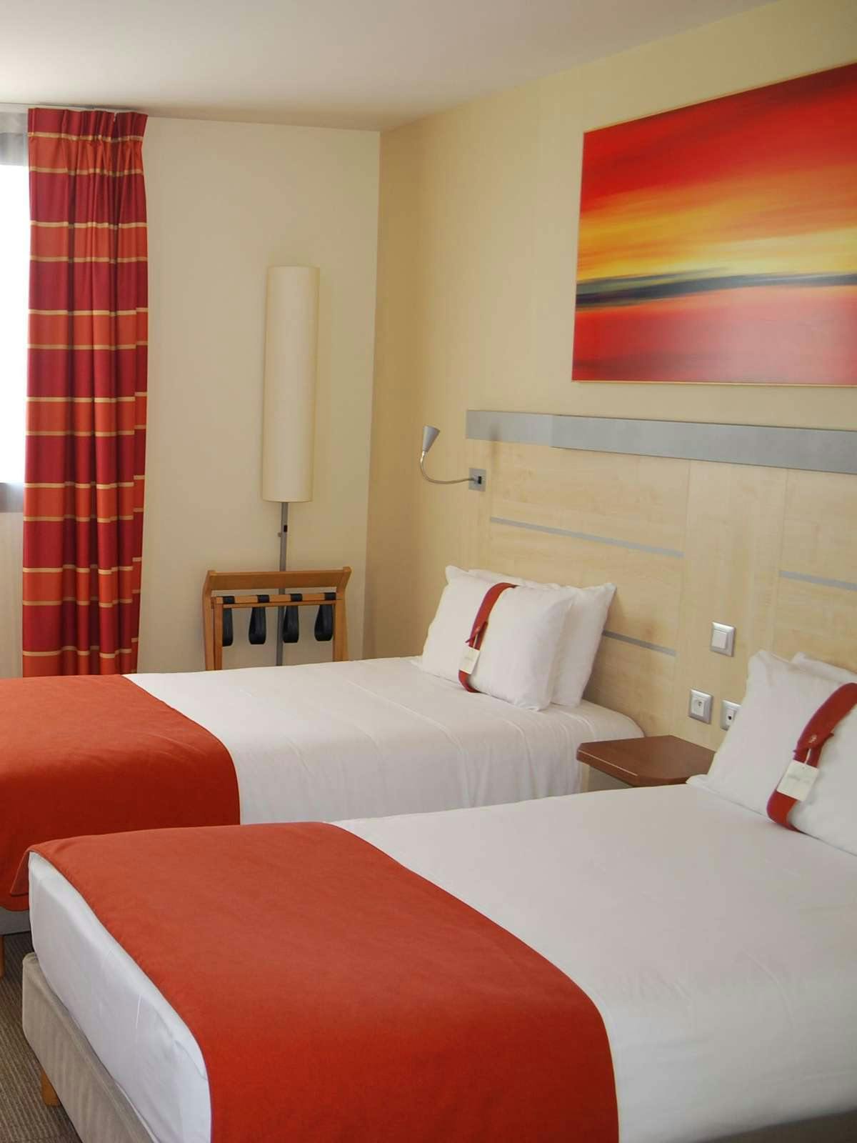 Hotel Holiday Inn Express Toulouse Airport photo 3