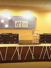 Hotel Holiday Inn Express Toledo North photo 5