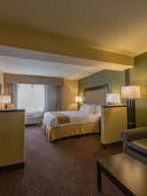 Hotel Holiday Inn Express Troutdale photo 1