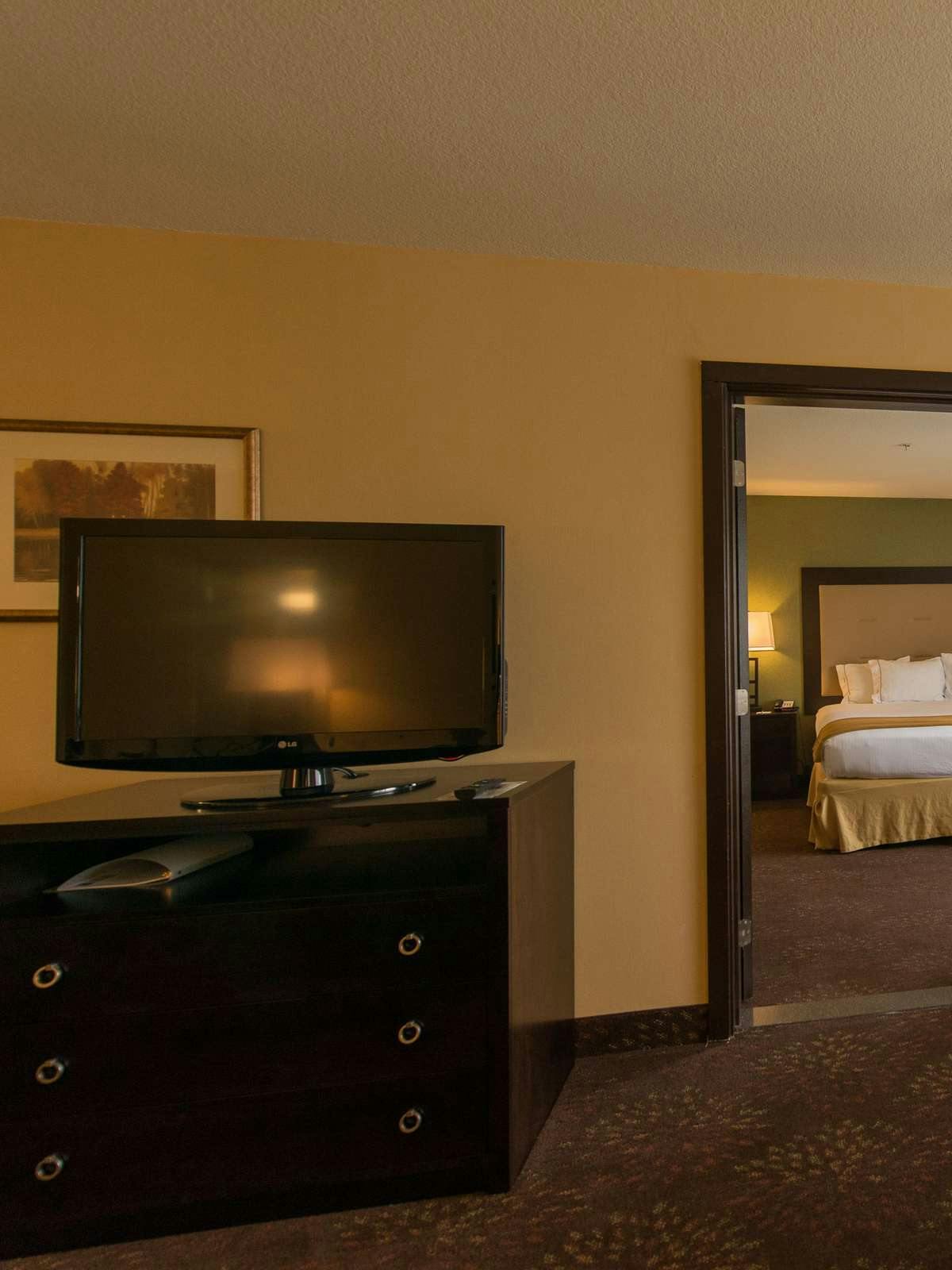 Hotel Holiday Inn Express Troutdale photo 2