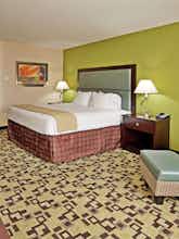 Hotel Holiday Inn Express Troutville photo 1