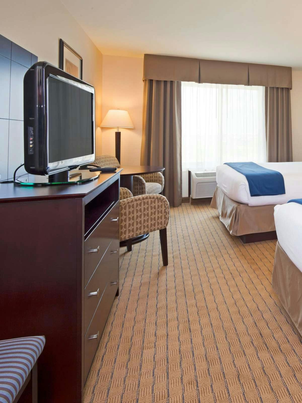 Hotel Holiday Inn Express Washington Court House photo 2