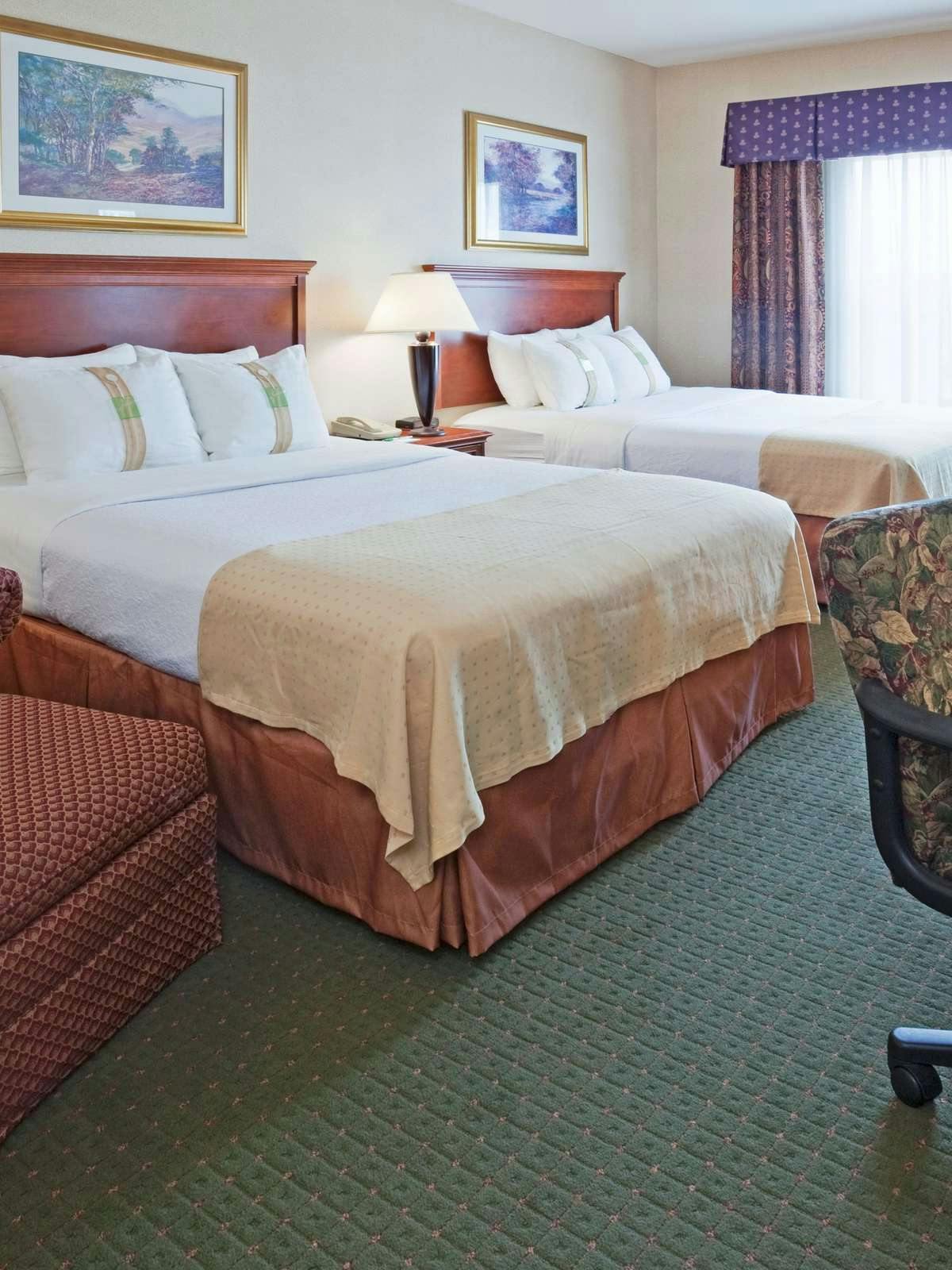 Hotel Holiday Inn Hotel & Suites Madison West photo 1