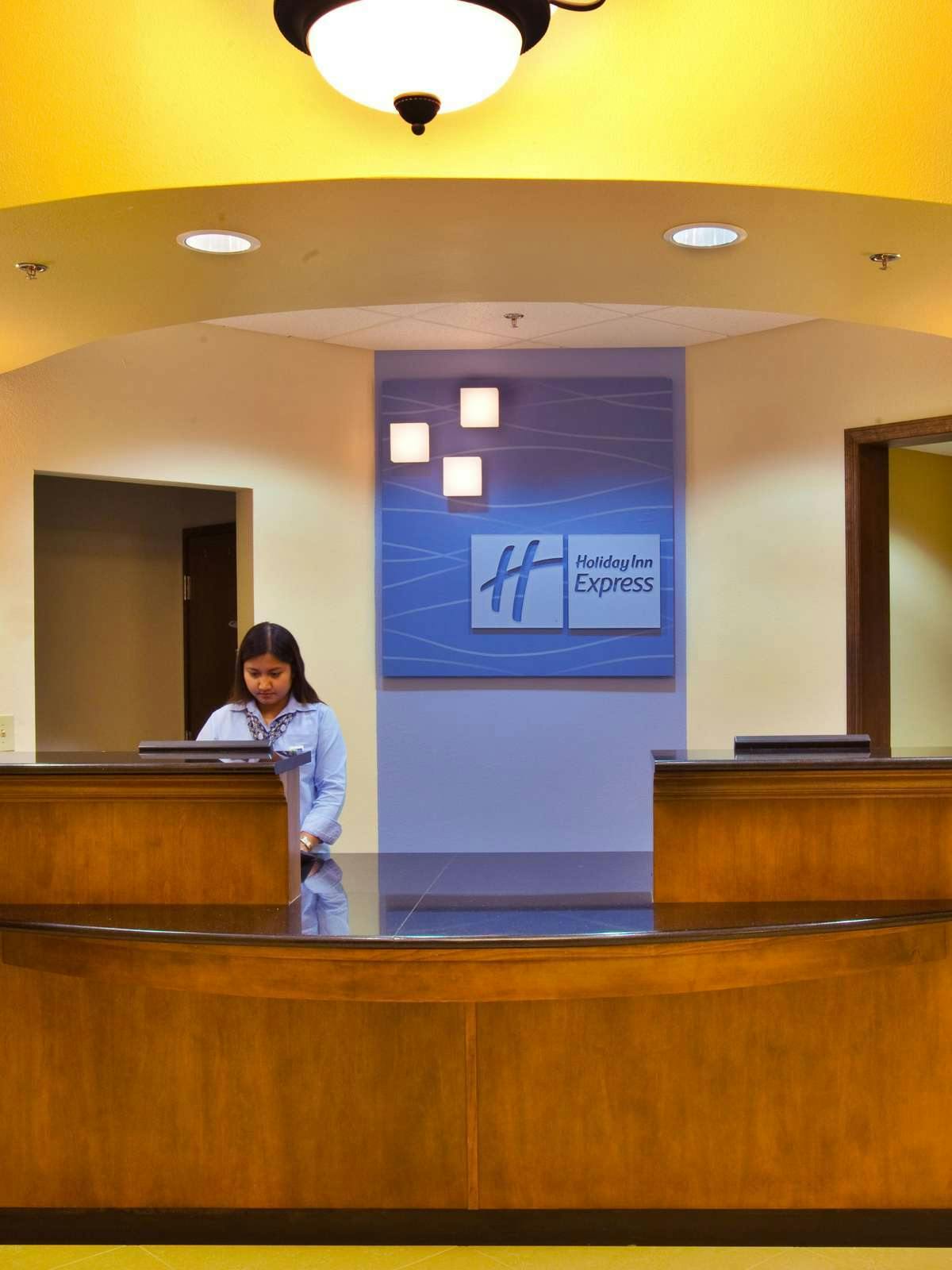 Hotel Holiday Inn Express Waterloo photo 5