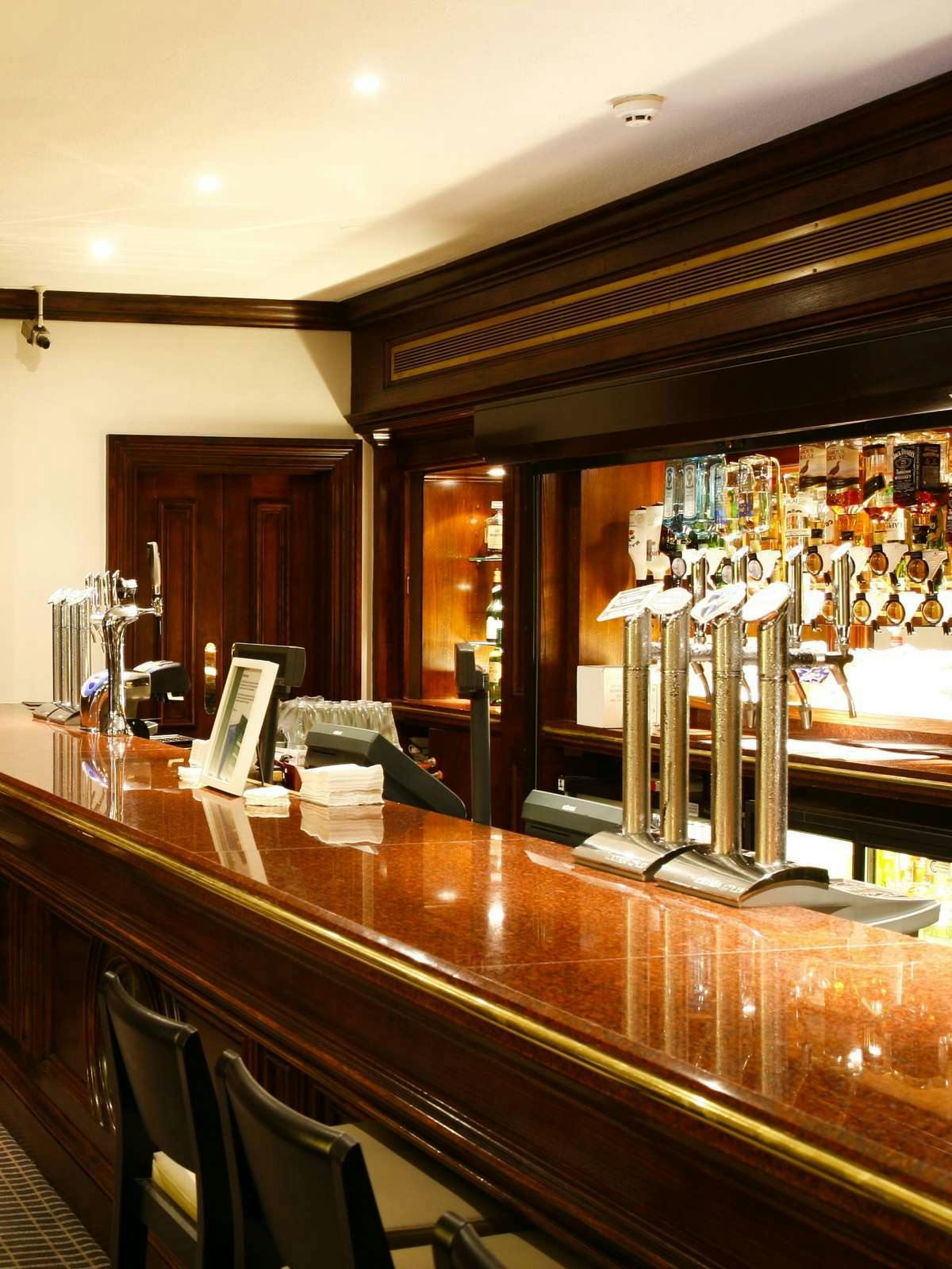 Hotel Holiday Inn Guildford photo 4