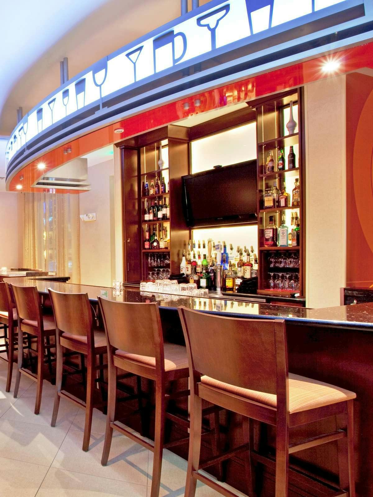 Hotel Holiday Inn Gulfport Airport photo 1