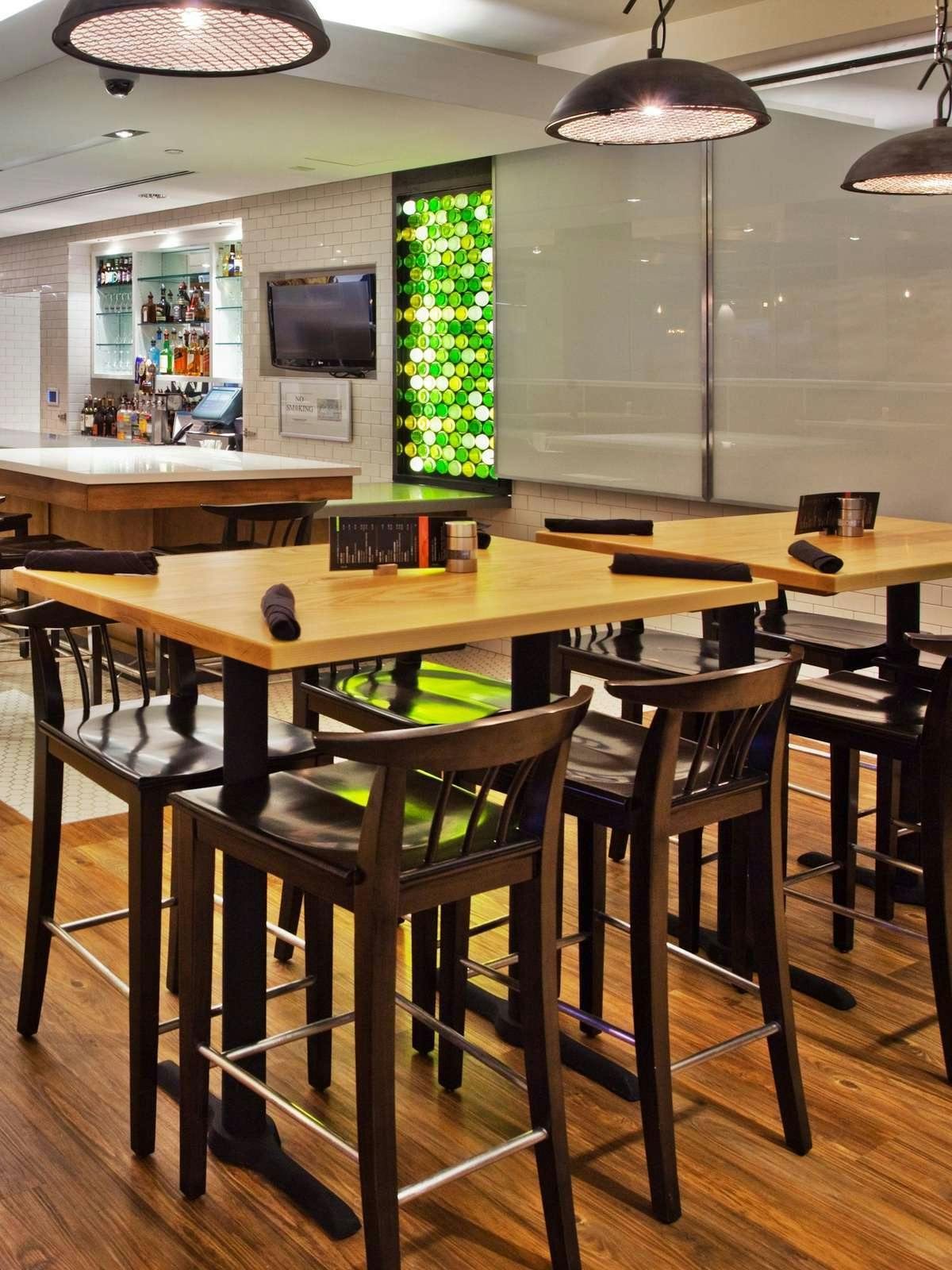 Hotel Holiday Inn Gwinnett Center photo 1