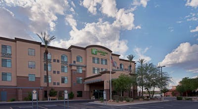 Holiday Inn Hotel & Suites Goodyear