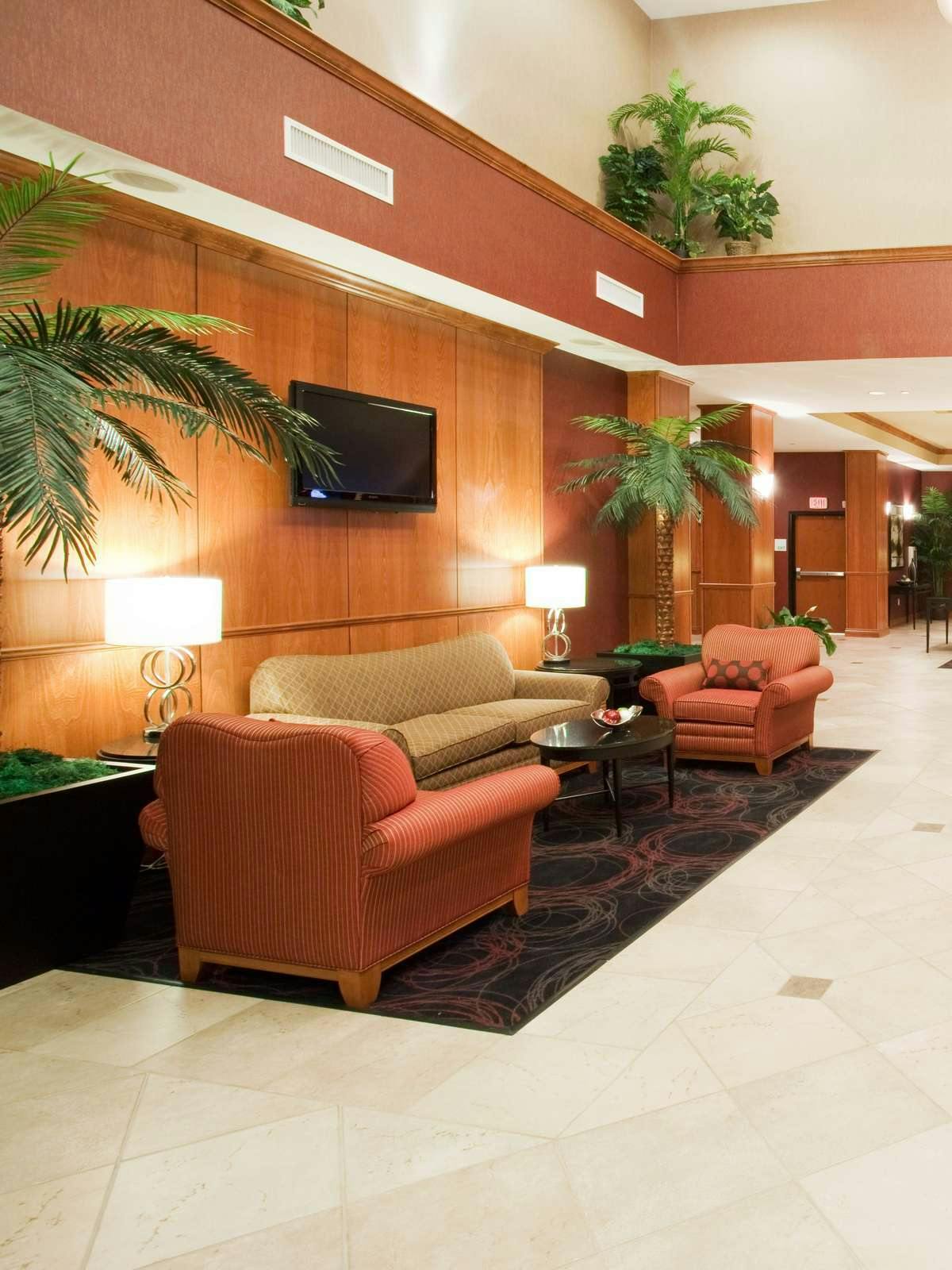 Hotel Holiday Inn Hotel & Suites Grand Junction Airport photo 3