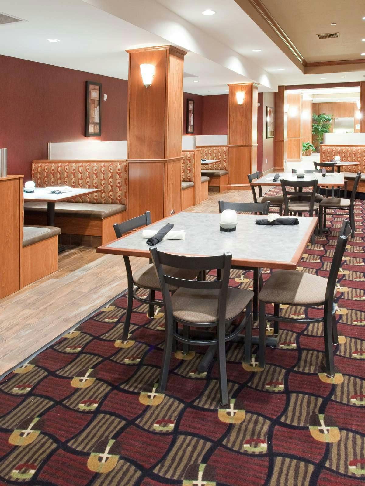 Hotel Holiday Inn Hotel & Suites Grand Junction Airport photo 5