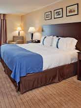 Hotel Holiday Inn Hotel & Suites Overland Park Convention Center photo 2