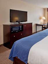 Hotel Holiday Inn Hotel & Suites Overland Park Convention Center photo 3