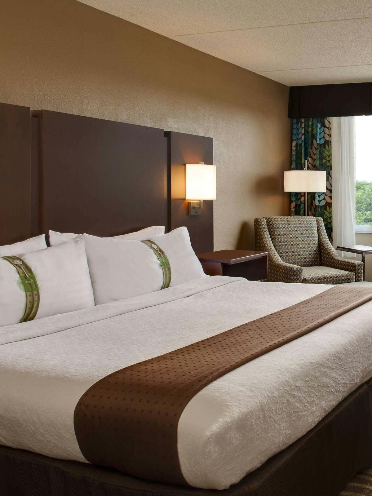 Hotel Holiday Inn Hotel & Suites Overland Park West photo 1