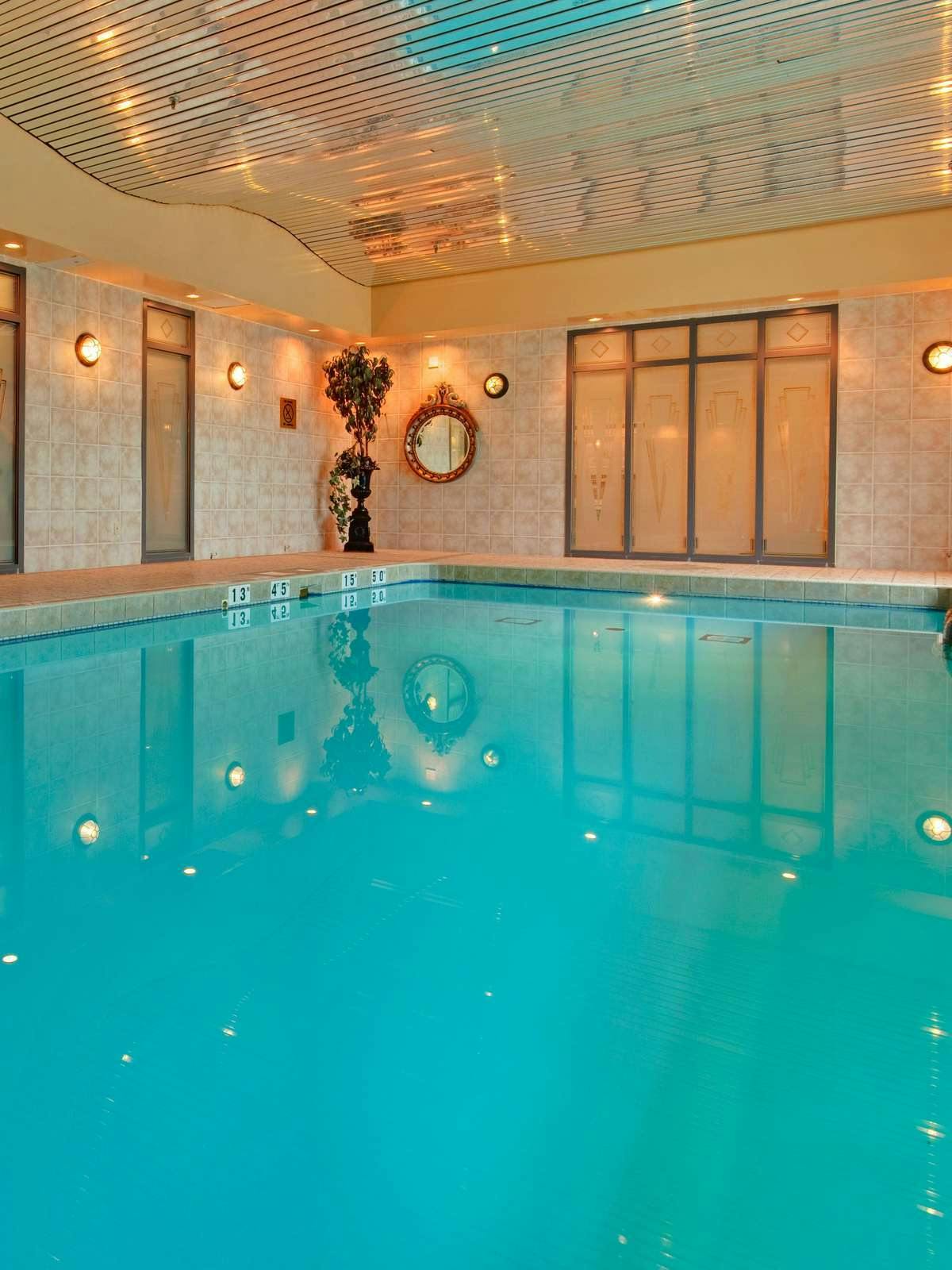 Hotel Holiday Inn Hotel & Suites Oakville @ Bronte photo 4