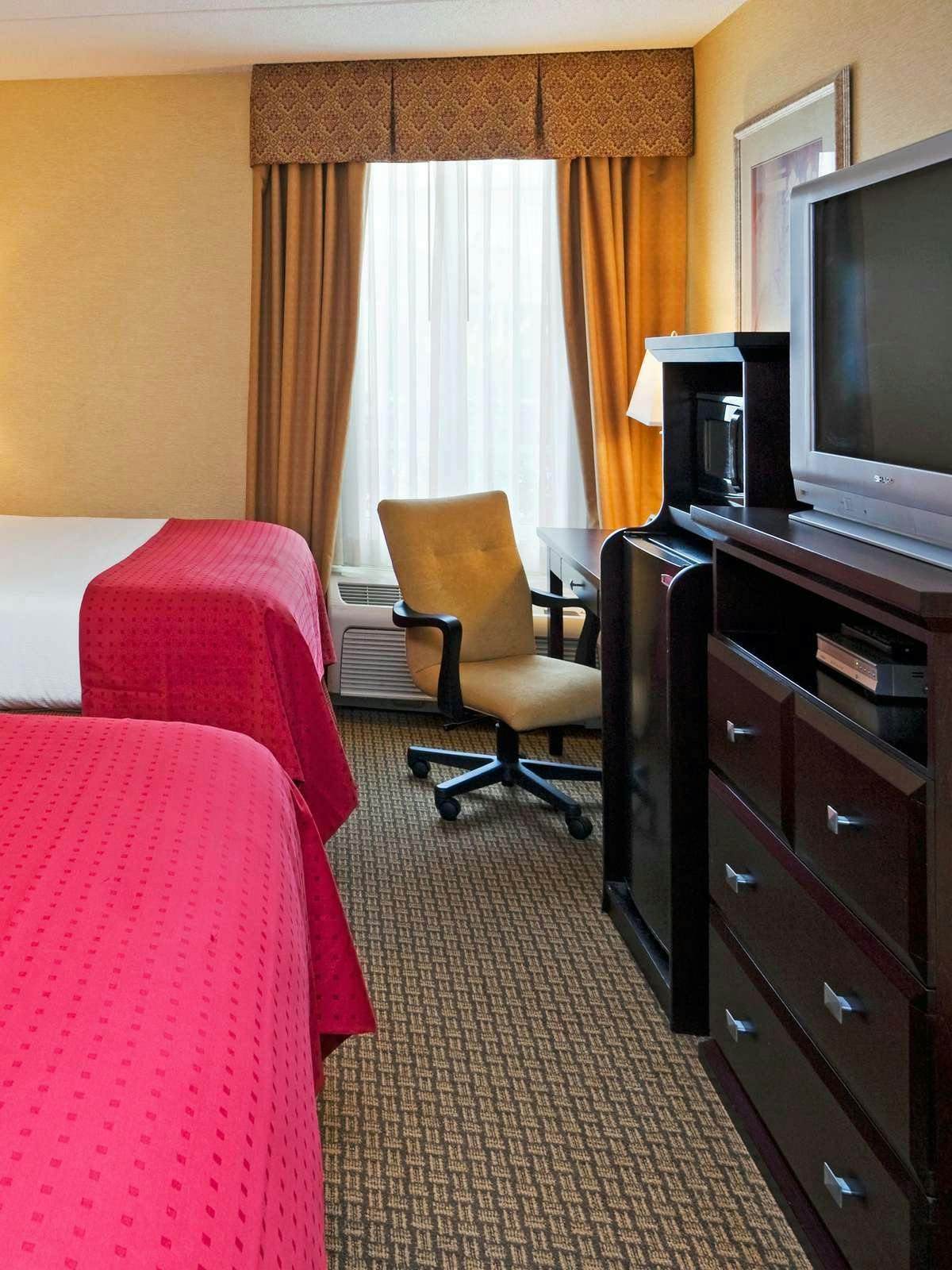 Hotel Holiday Inn Hotel & Suites Rochester Marketplace photo 2