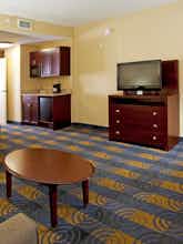 Hotel Holiday Inn Hotel & Suites Stockbridge photo 2