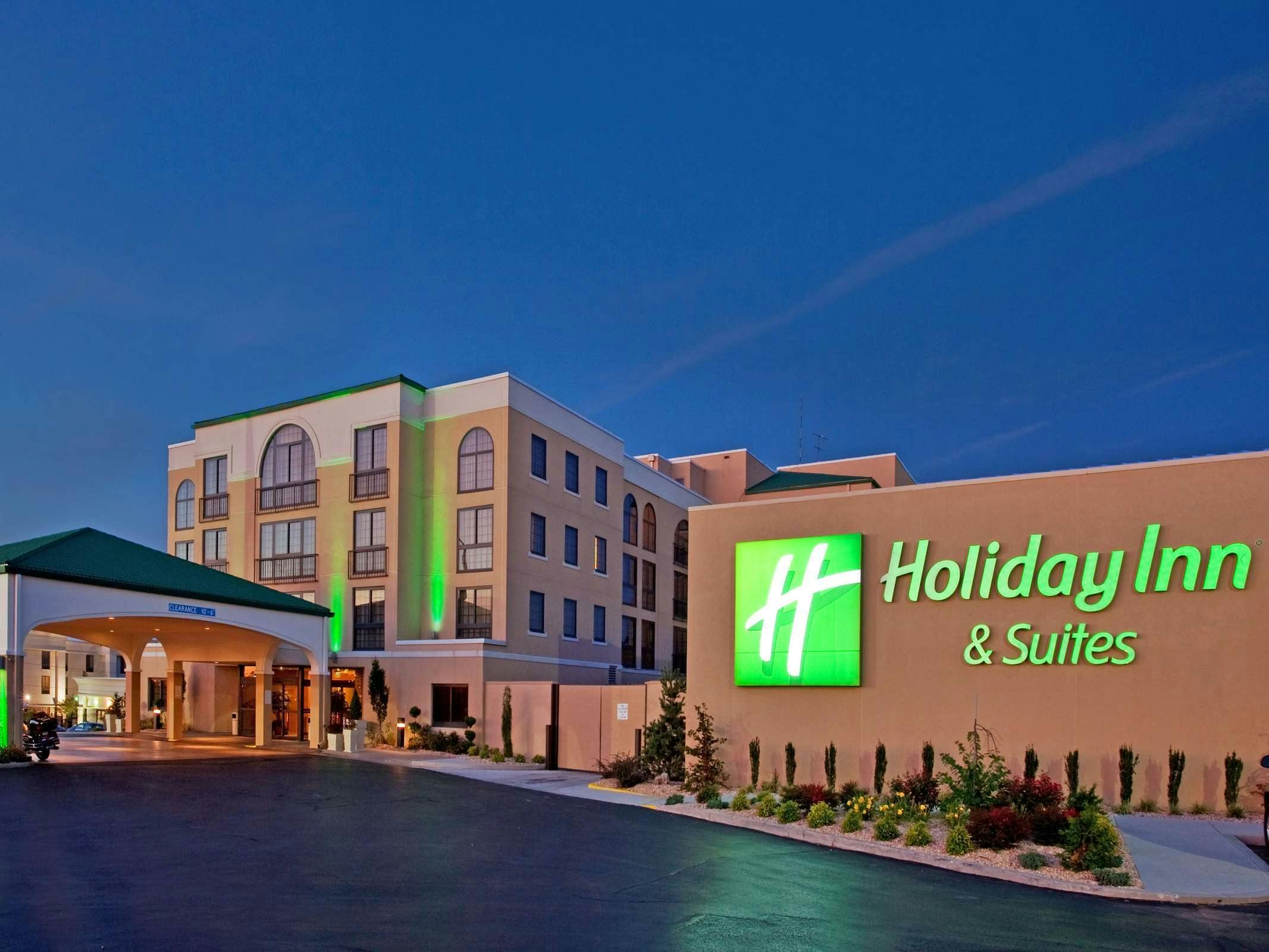 Holiday Inn Hotel & Suites Springfield I 44