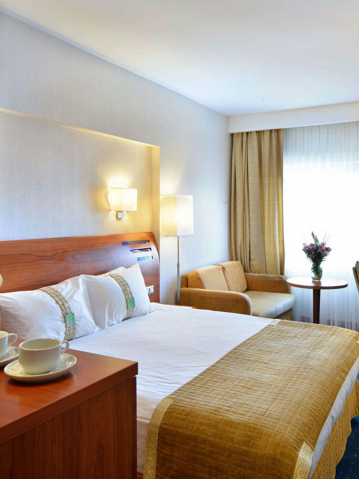 Hotel Holiday Inn Istanbul City photo 1