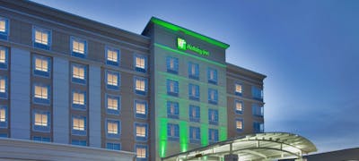 Holiday Inn Kansas City Airport