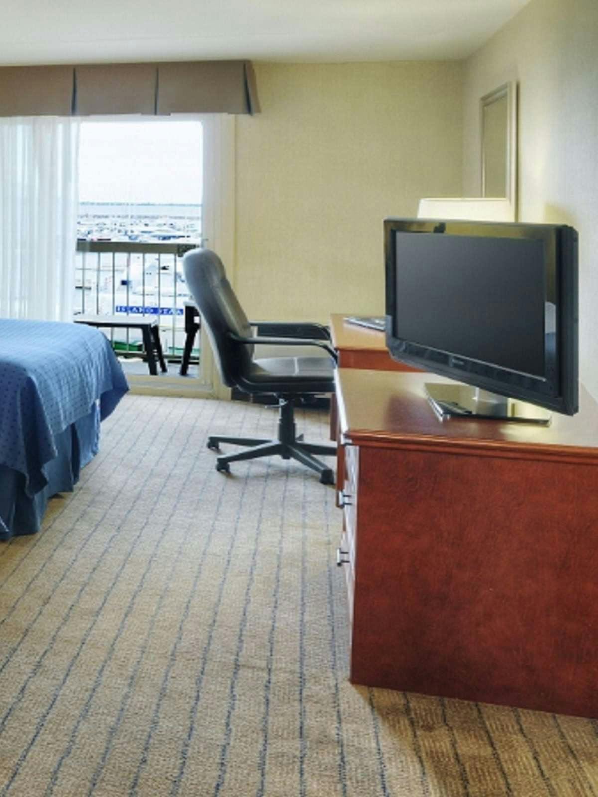 Hotel Holiday Inn Kingston Waterfront photo 4