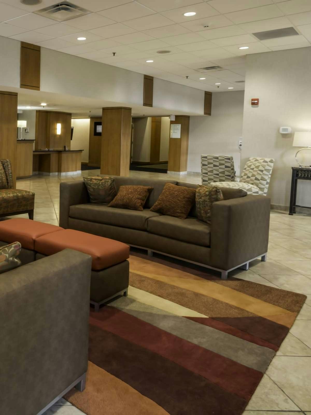 Hotel Holiday Inn Knoxville West Cedar Bluff Road photo 3