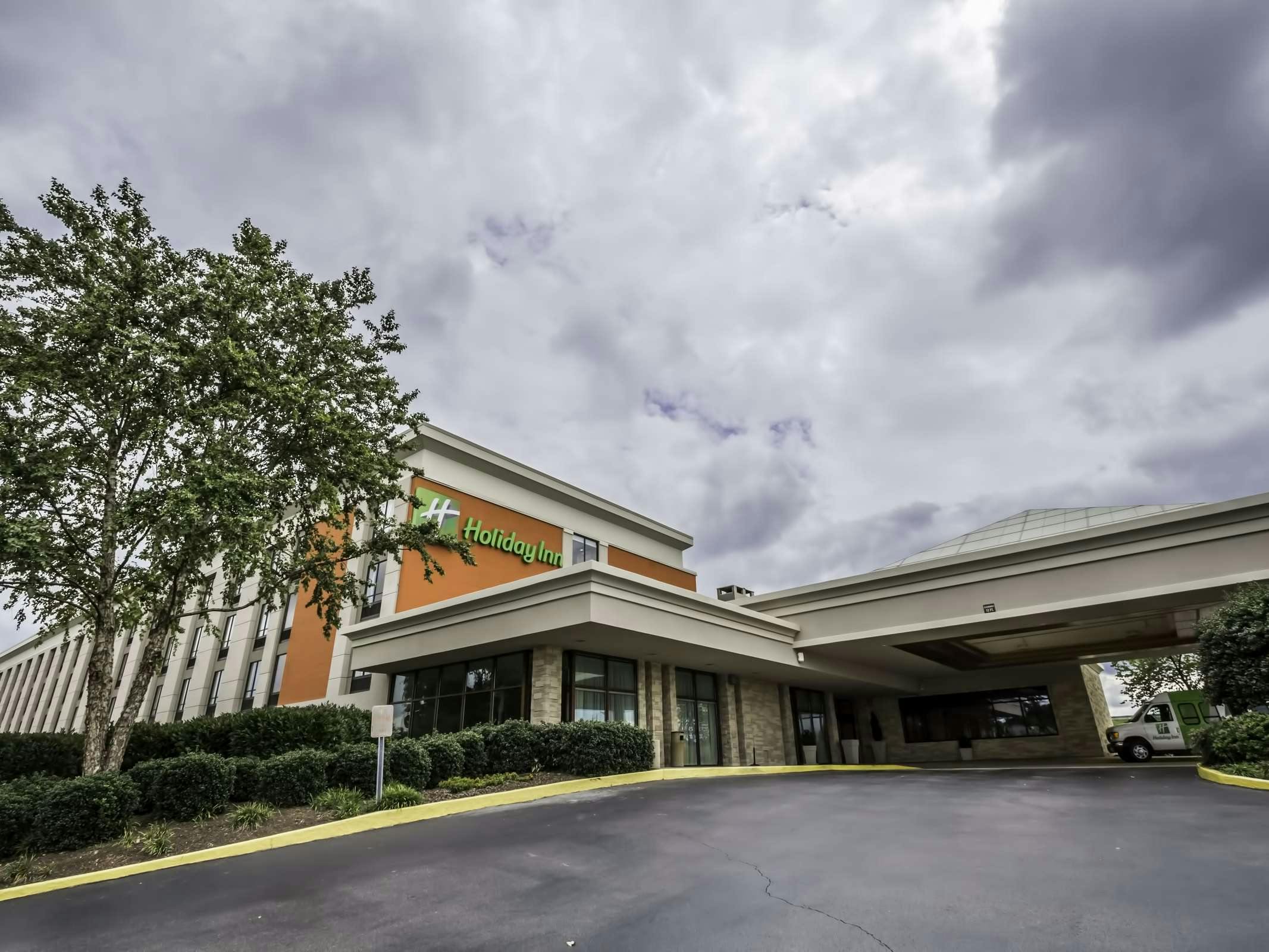 Holiday Inn Knoxville West Cedar Bluff Road