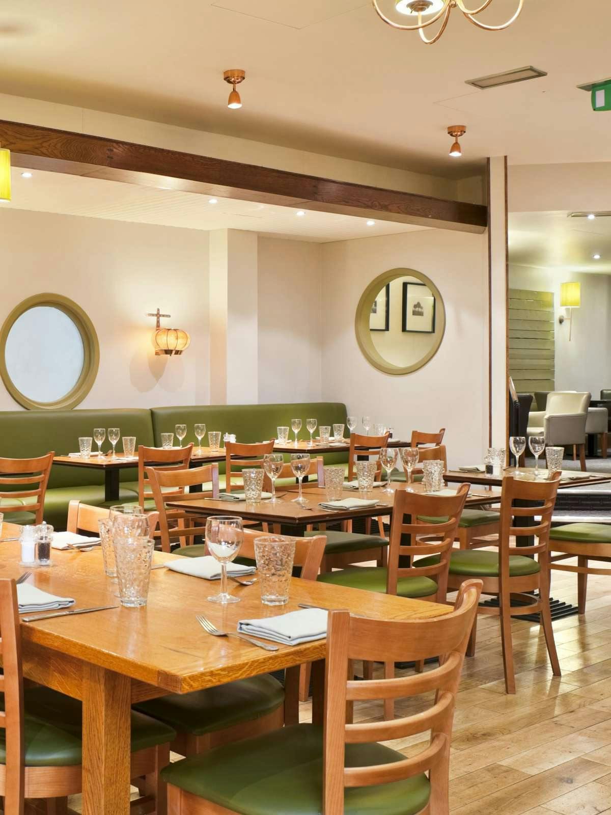 Hotel Holiday Inn Leicester photo 4