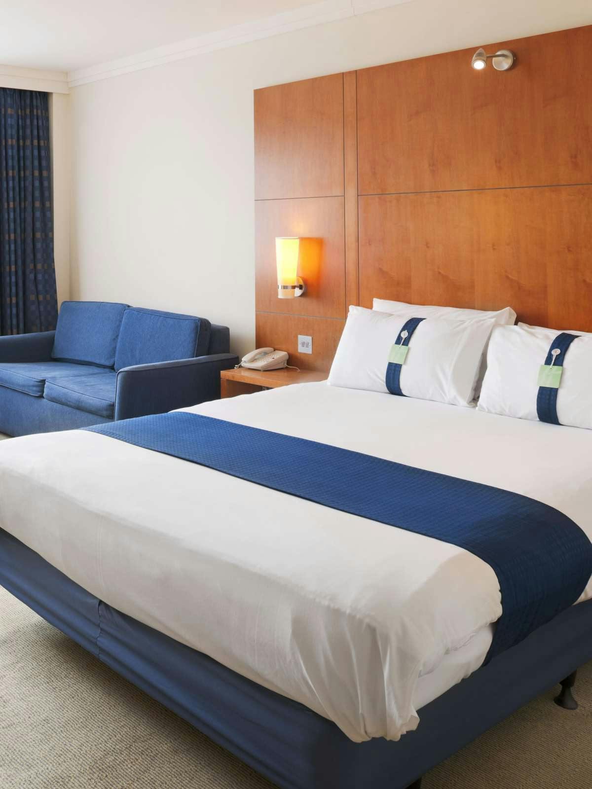 Hotel Holiday Inn Lancaster, an IHG Hotel photo 1