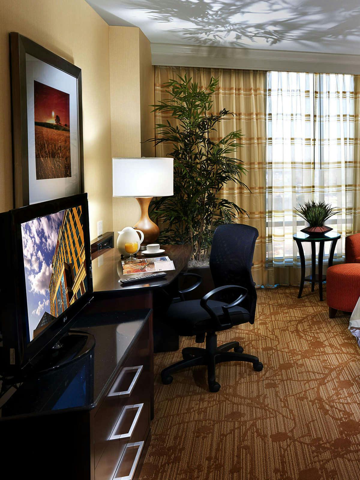 Hotel Bloomington-Normal Marriott Hotel and Conference Center photo 3