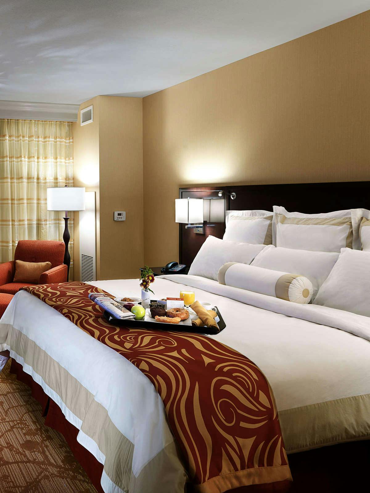 Hotel Bloomington-Normal Marriott Hotel and Conference Center photo 1