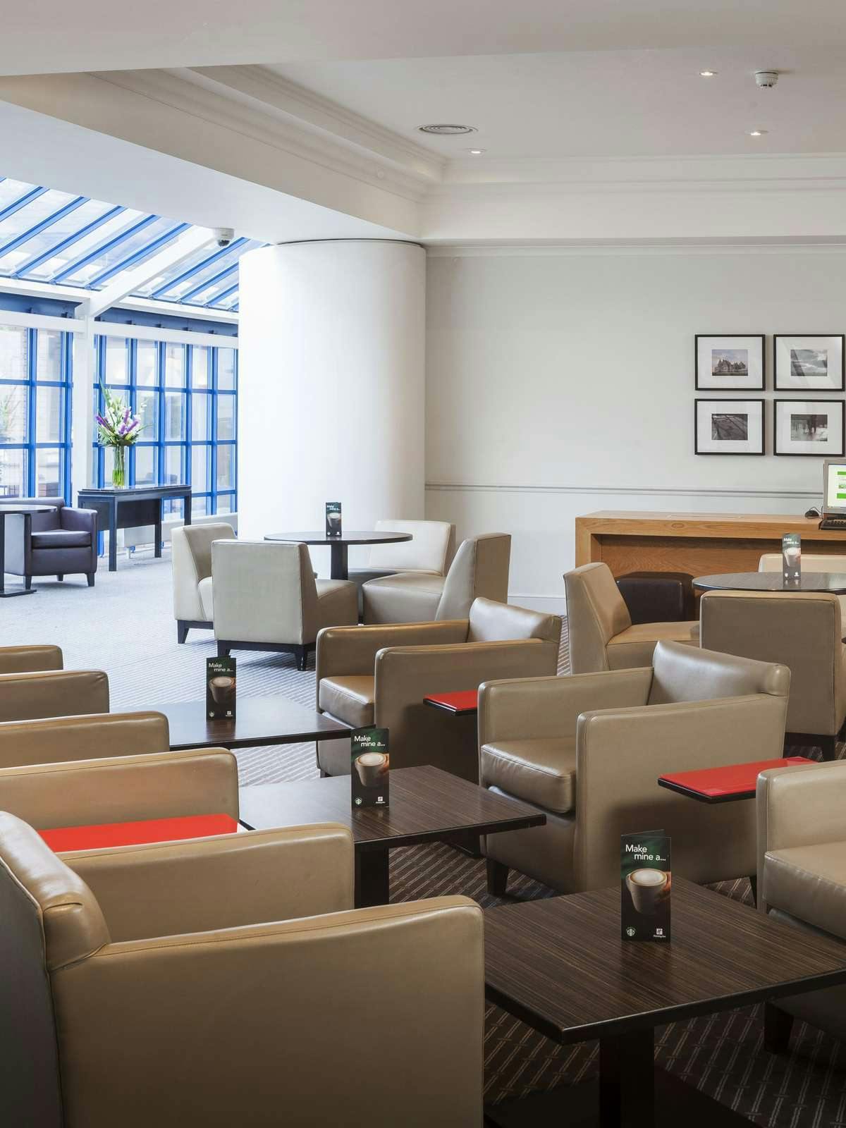 Hotel Holiday Inn London Sutton photo 4