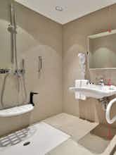 Hotel Holiday Inn Tbilisi photo 3