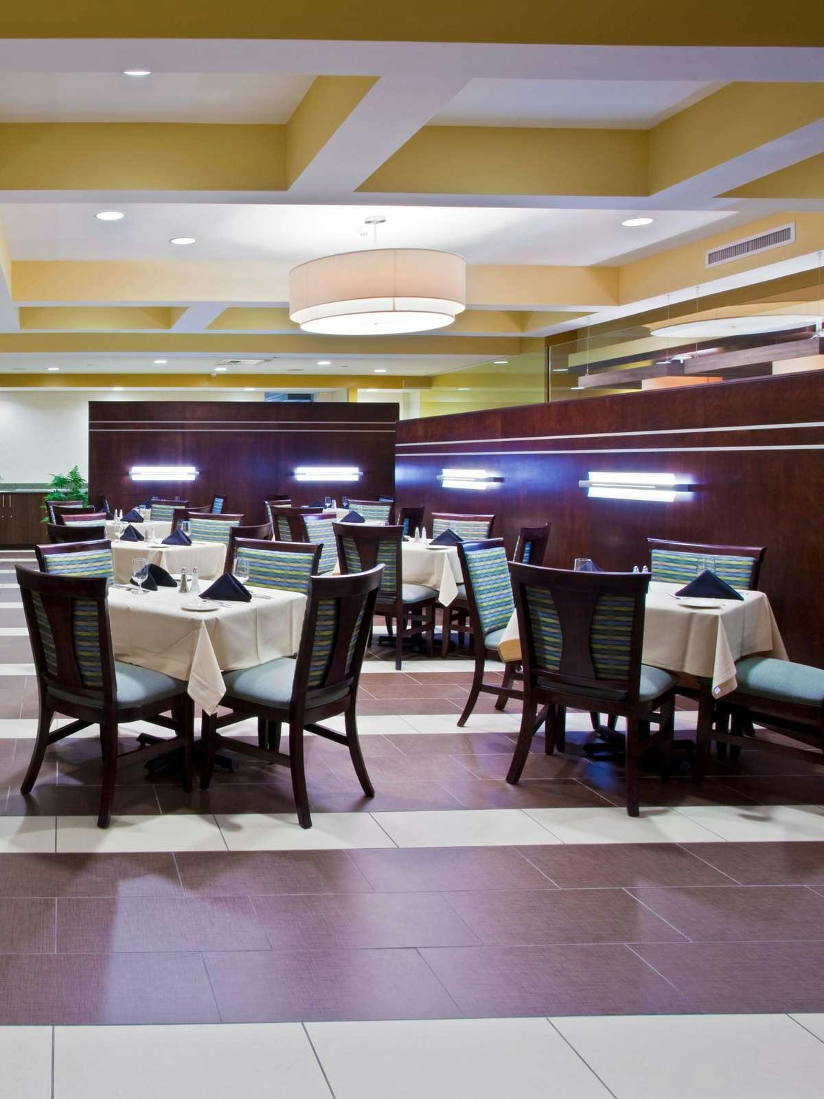 Hotel Holiday Inn Titusville Kennedy Space Center photo 5